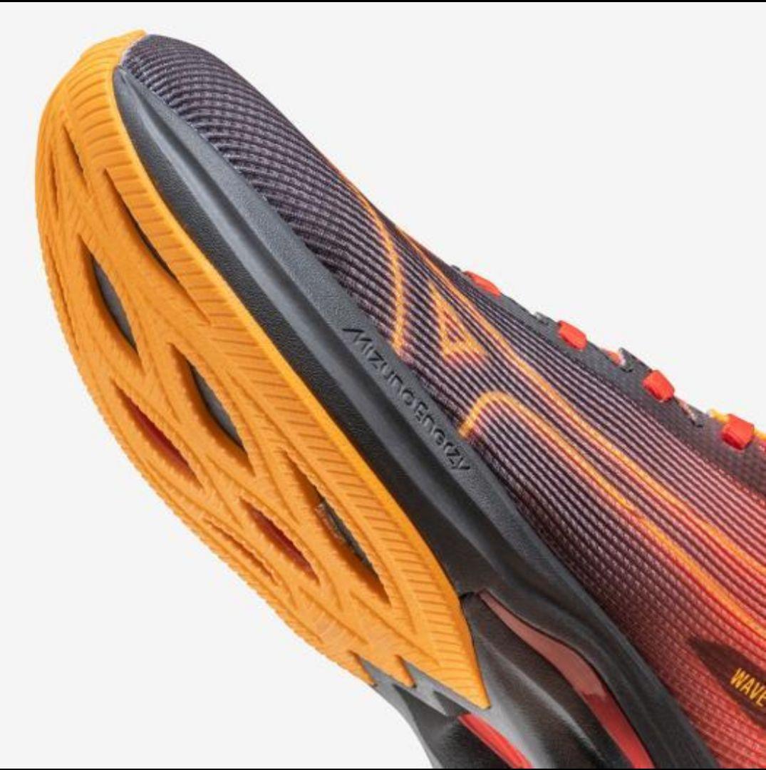 希少カラー Mizuno WAVE REBELLION