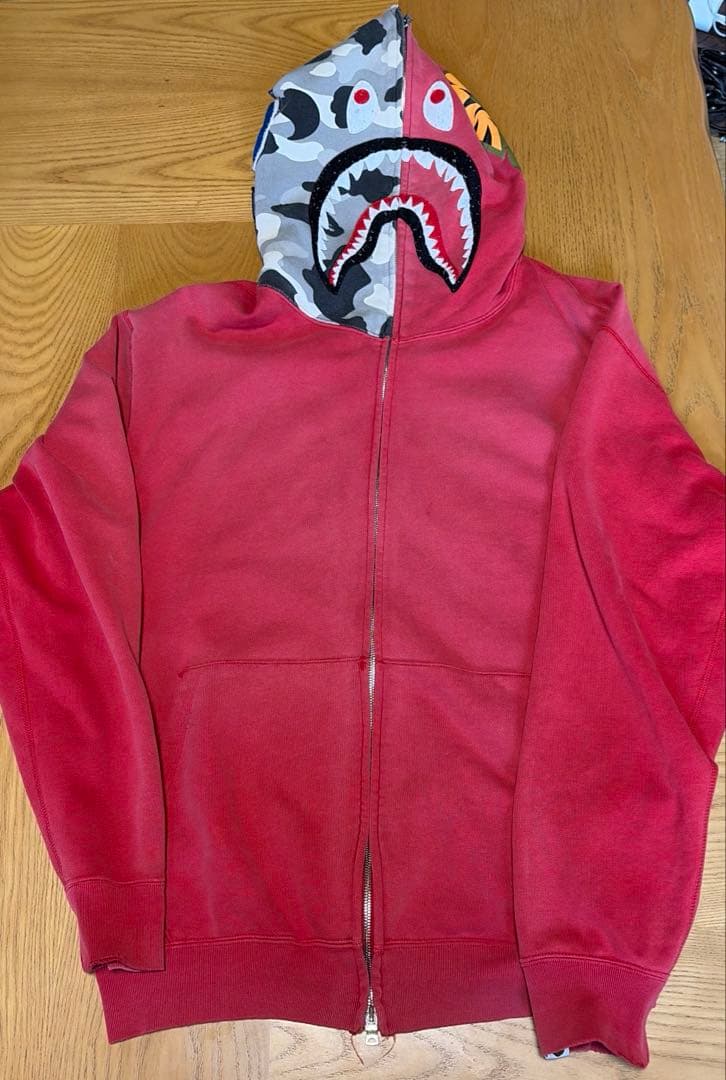 フェード　アベイシンクエイプ　シャークパーカー 赤 XL vintage