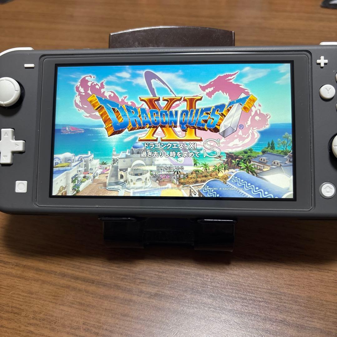 Nintendo Switch Lite グレー　ソフト３本とフィルム付きセット