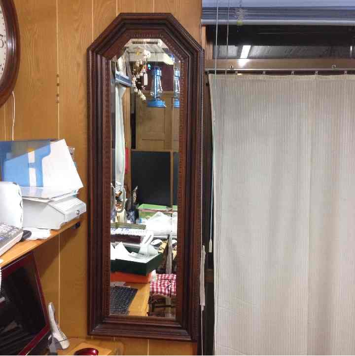 イタリア製の鏡  高さ136cm 幅48cm厚み5cm