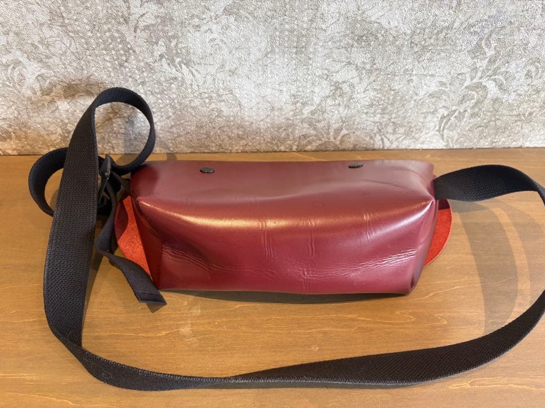 Uni&Co. ユニアンドコー メッセンジャーバック XS バーガンディ