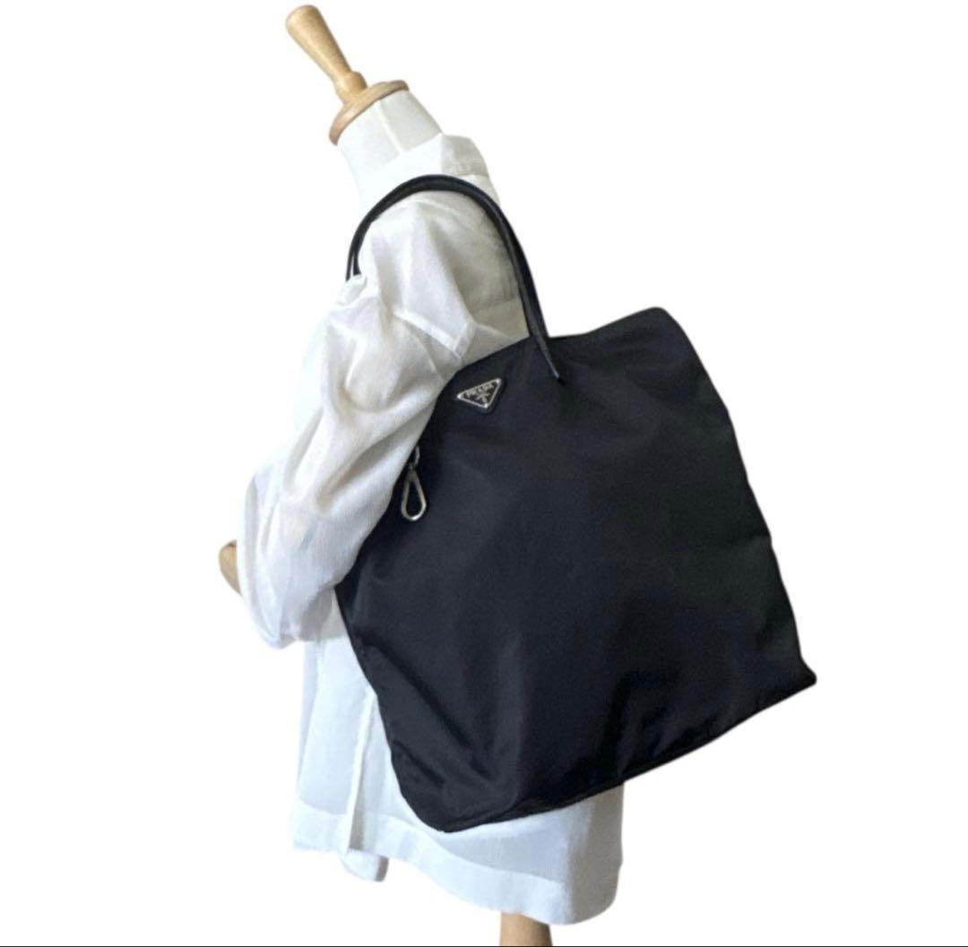 PRADA ブラック トートバッグ　A4可