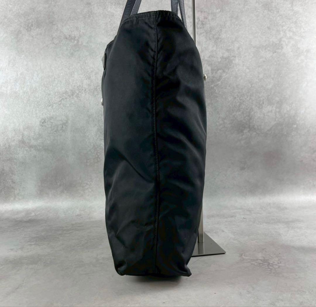 PRADA ブラック トートバッグ　A4可