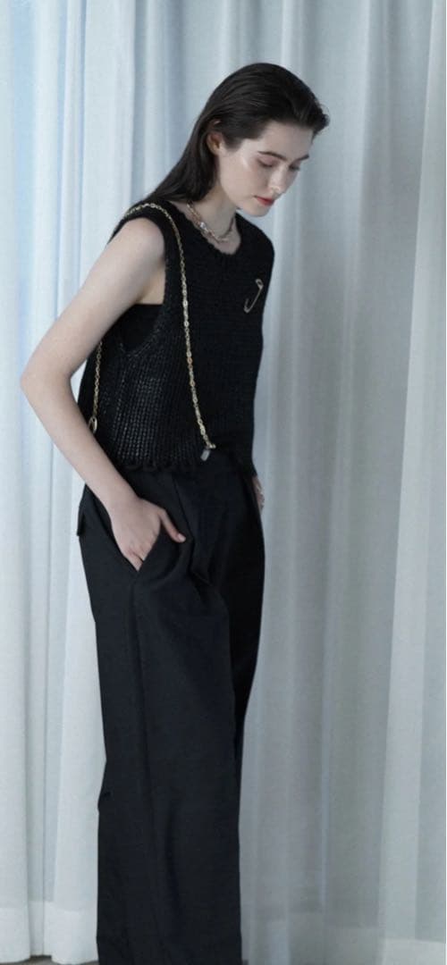 シーズマーラ　チェーンサスペンダー