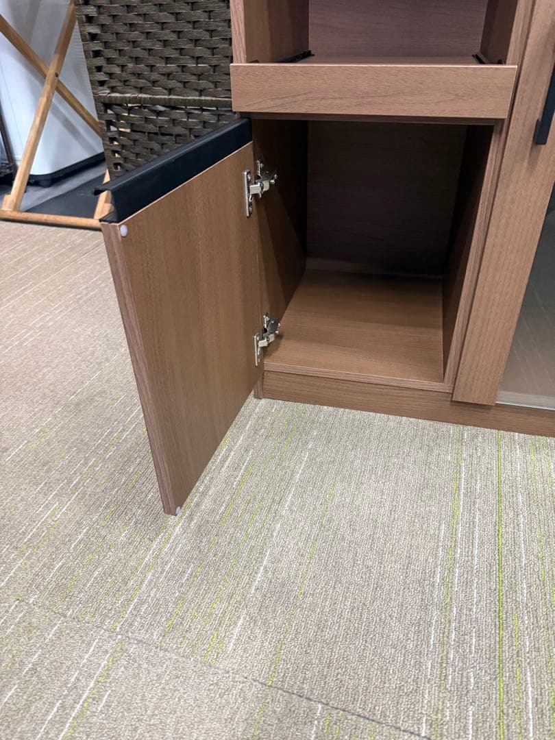 【洗浄消毒作業済】【美品】ニトリ　レンジ台(フォルムN RE9060G MBR）