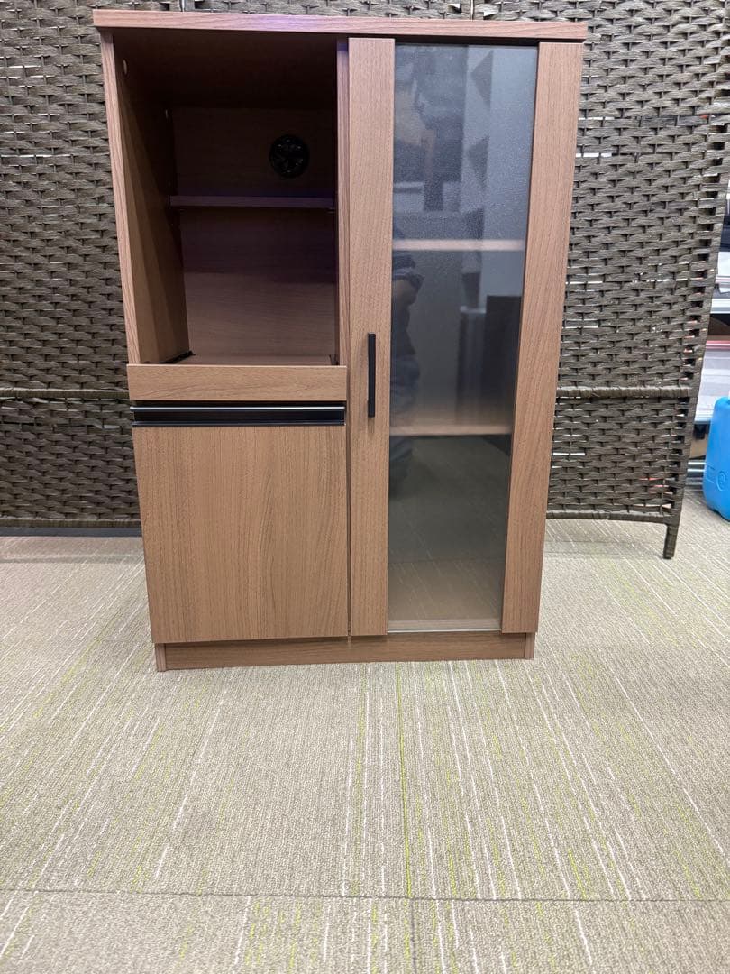 【洗浄消毒作業済】【美品】ニトリ　レンジ台(フォルムN RE9060G MBR）