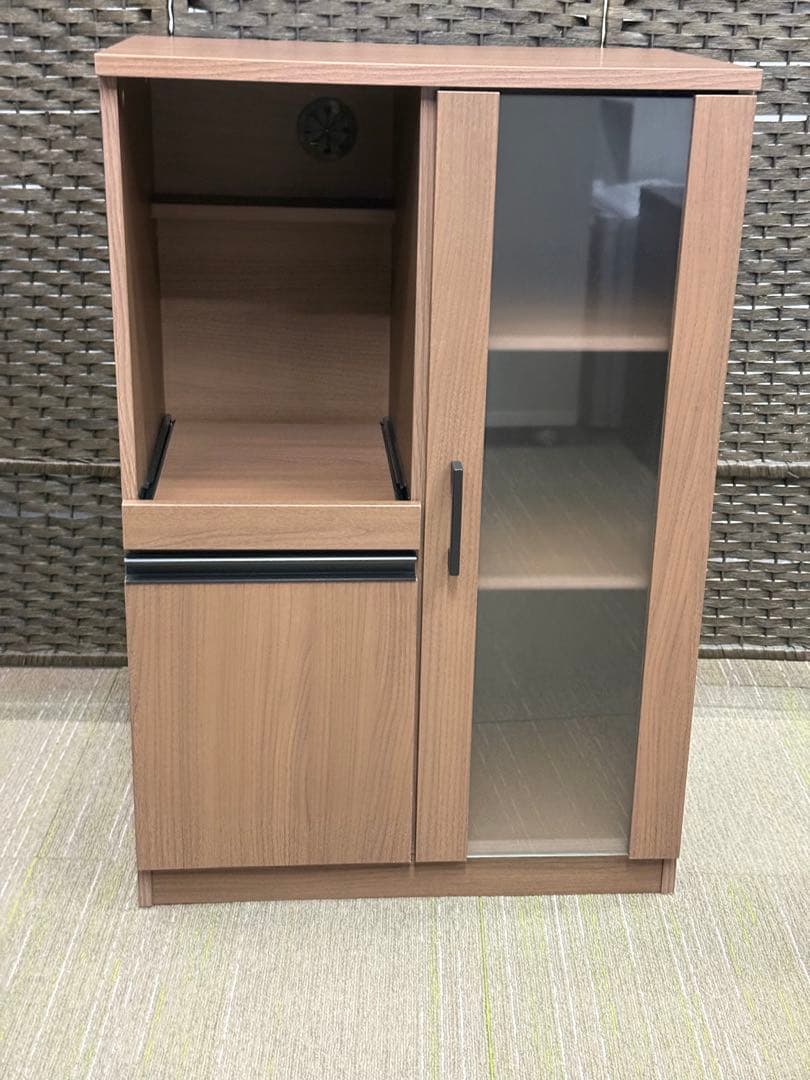 【洗浄消毒作業済】【美品】ニトリ　レンジ台(フォルムN RE9060G MBR）