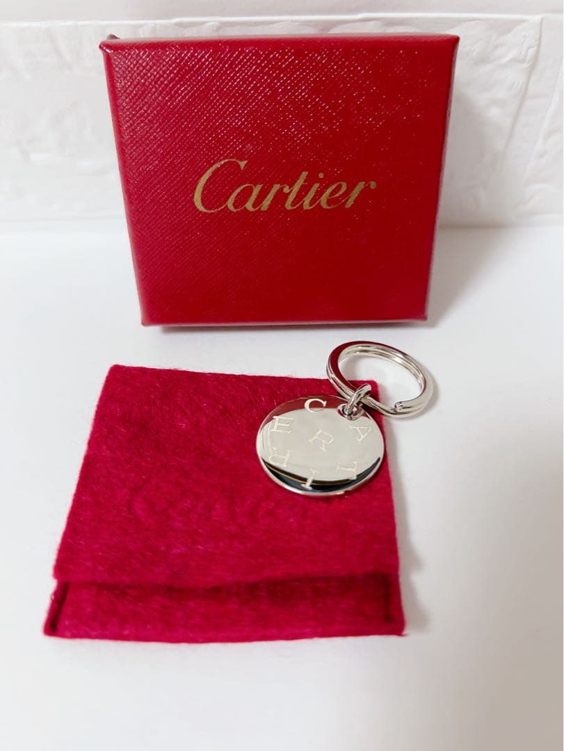 Cartier キーホルダー　キーリング　未使用品　箱付き　男女兼用