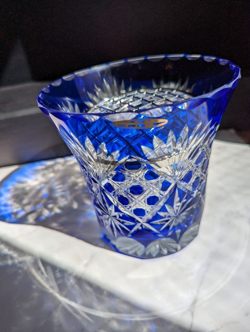 フラワースタンド 創作ガラス 藍色切子 曽根工芸　樋口陽久デザイン