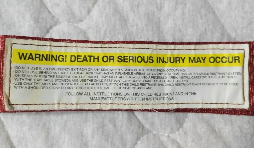 飛行機用　ハーネス　シートベルト　CARES