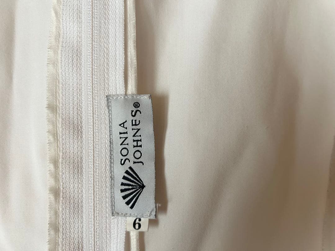 【KAZUMI】ソニアジョーンズ アイボリー ブラウス・レース装飾