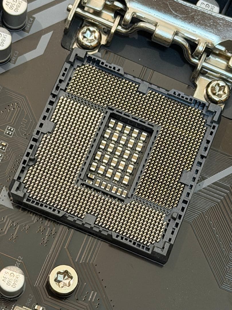 【セット品】 GIGABYTE B560 DS3Hとintel i3-10105