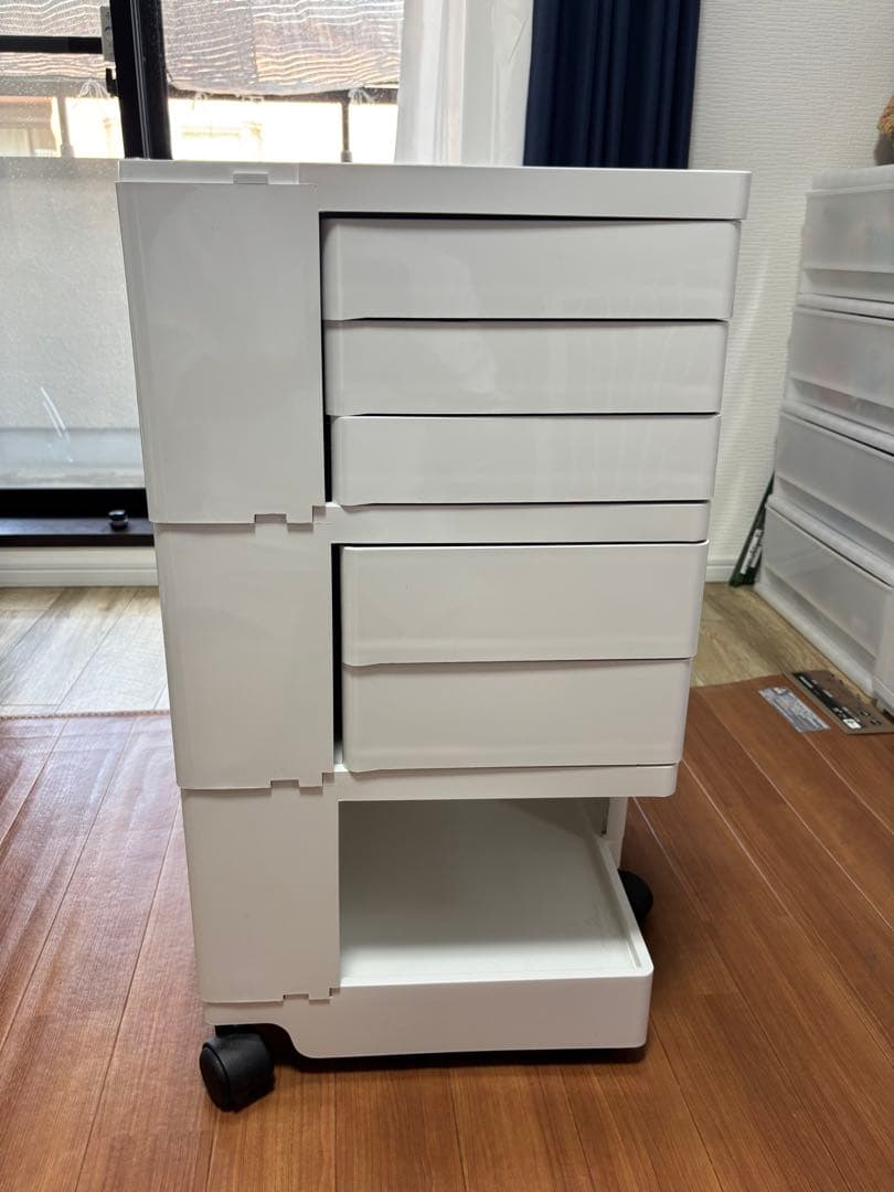 正規品　ジョエ・コロンボ　ボビーワゴン 3段5トレイ ホワイト　刻印