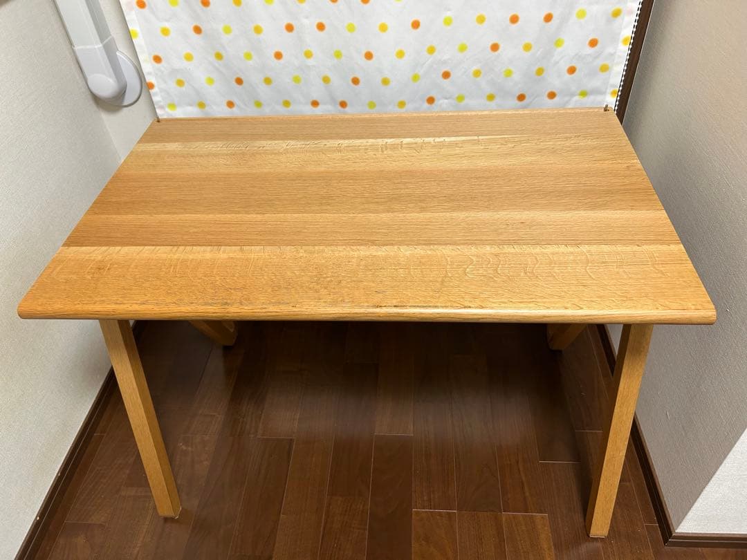 小泉　誠　さん　デザイン　TEKU-TAKE 机　無垢