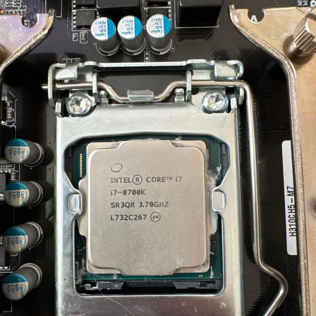 中古Intel core i7 8700K+マザーボード