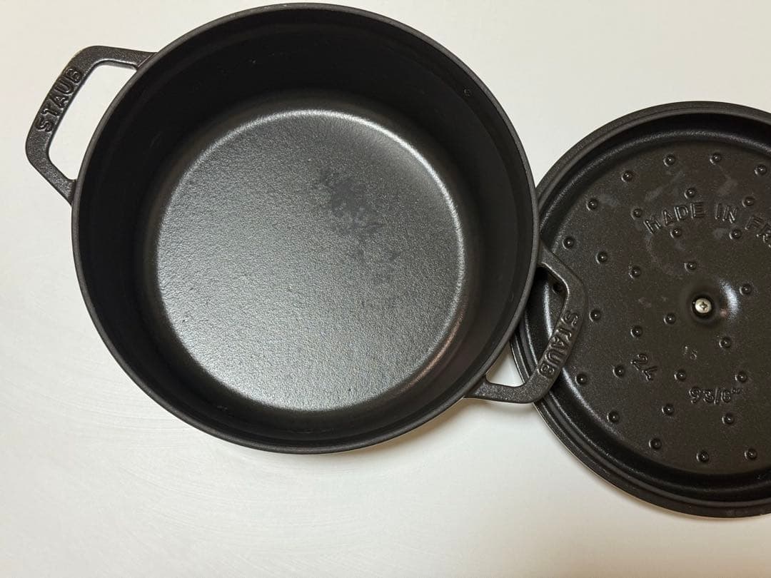 Staub ストウブ ピコ ココット 24cm