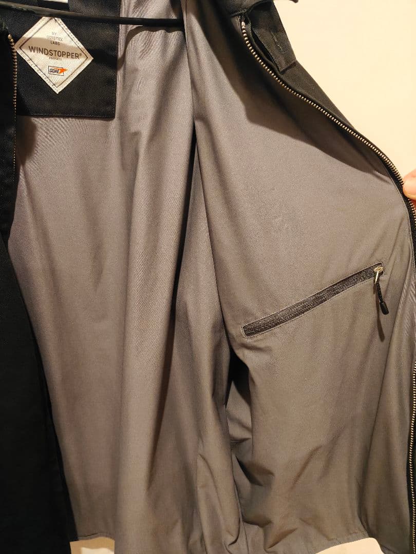 大きめ ナナミカ 黒 　コーチジャケット　ウインドストッパー L　アウター