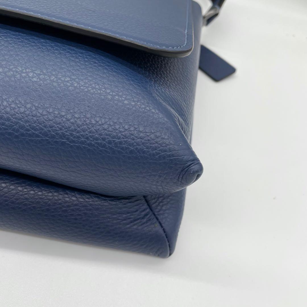 【未使用級】コーチ　ケイレブ　メッセンジャーバッグ　ガンメタ　レザー　青