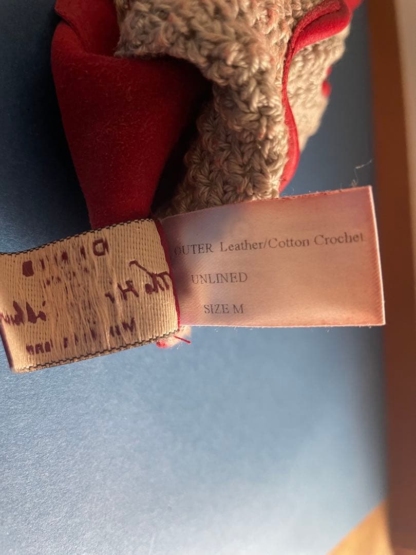 ドライビンググローブ