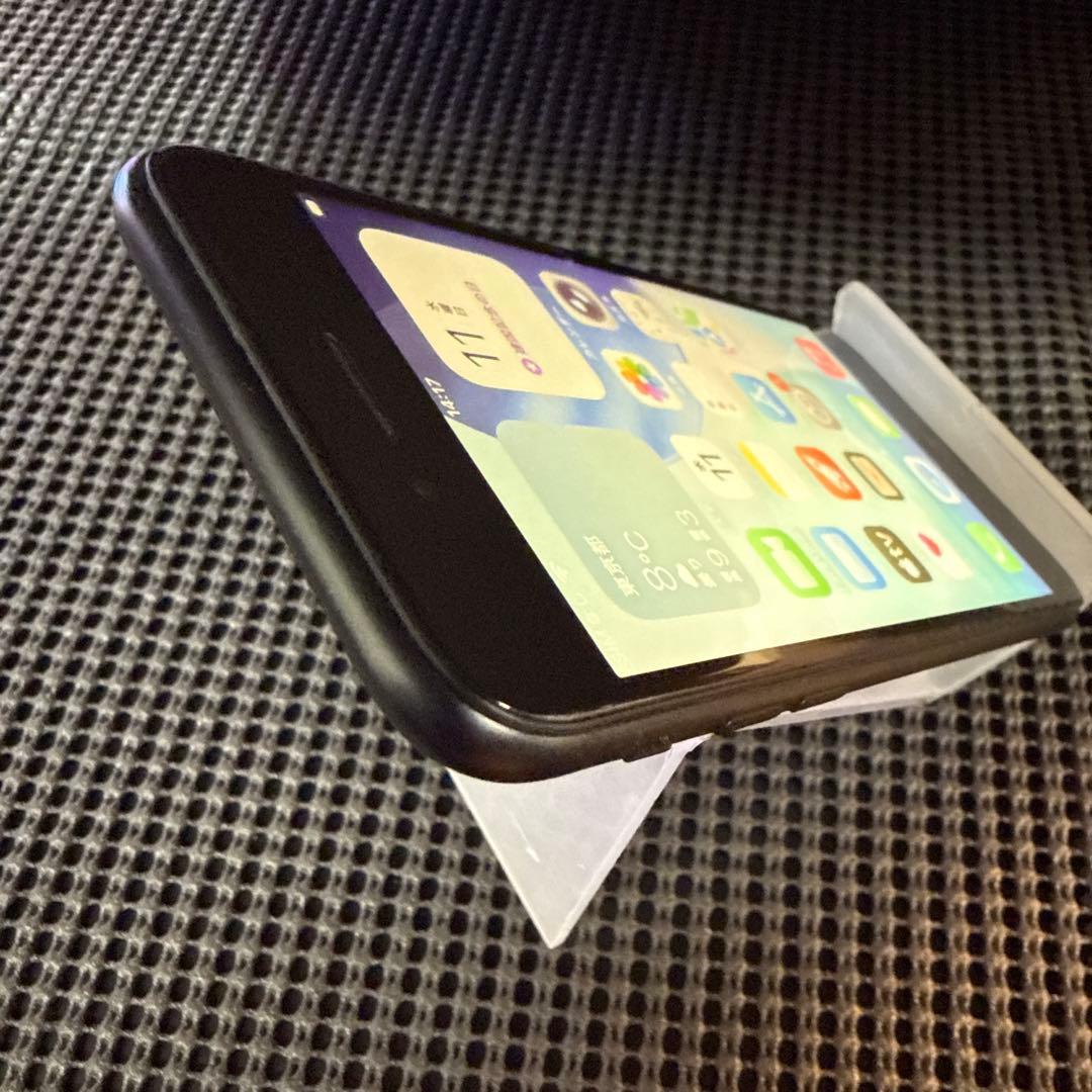 iPhoneSE 第2世代 ブラック 128GB SIMフリー バッテリー交換済