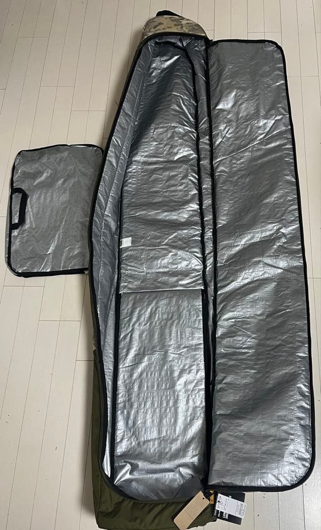 【良品】DAKINE ダカイン　日本正規品　スキーケース　スノーボードケース　②