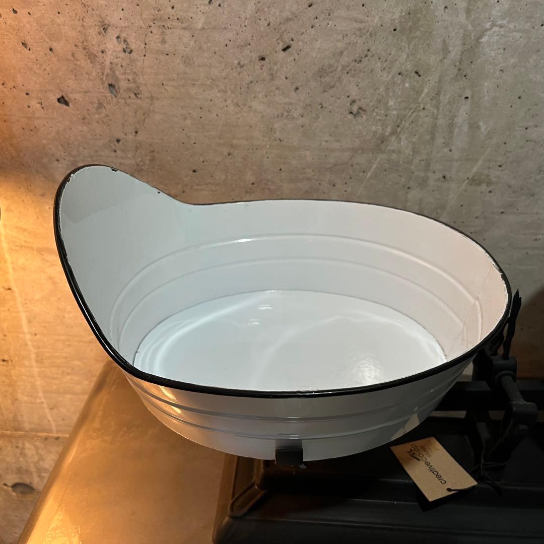 新品未使用　インテリア天秤計り　スケール　ホーロー　琺瑯　什器備品　ガーデン雑貨