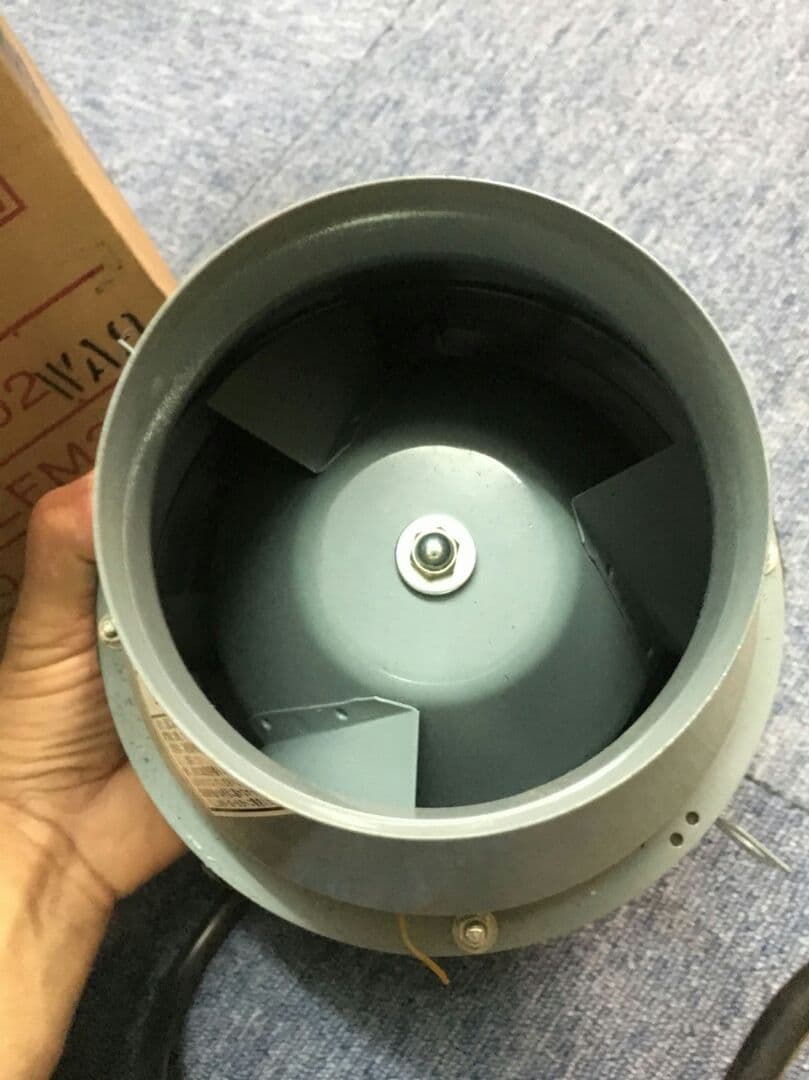 エバラ　ファン100v 新品値下げしました‼