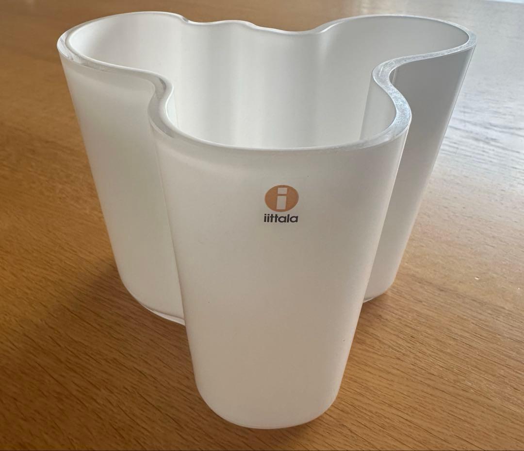  ホワイトフラワーベース