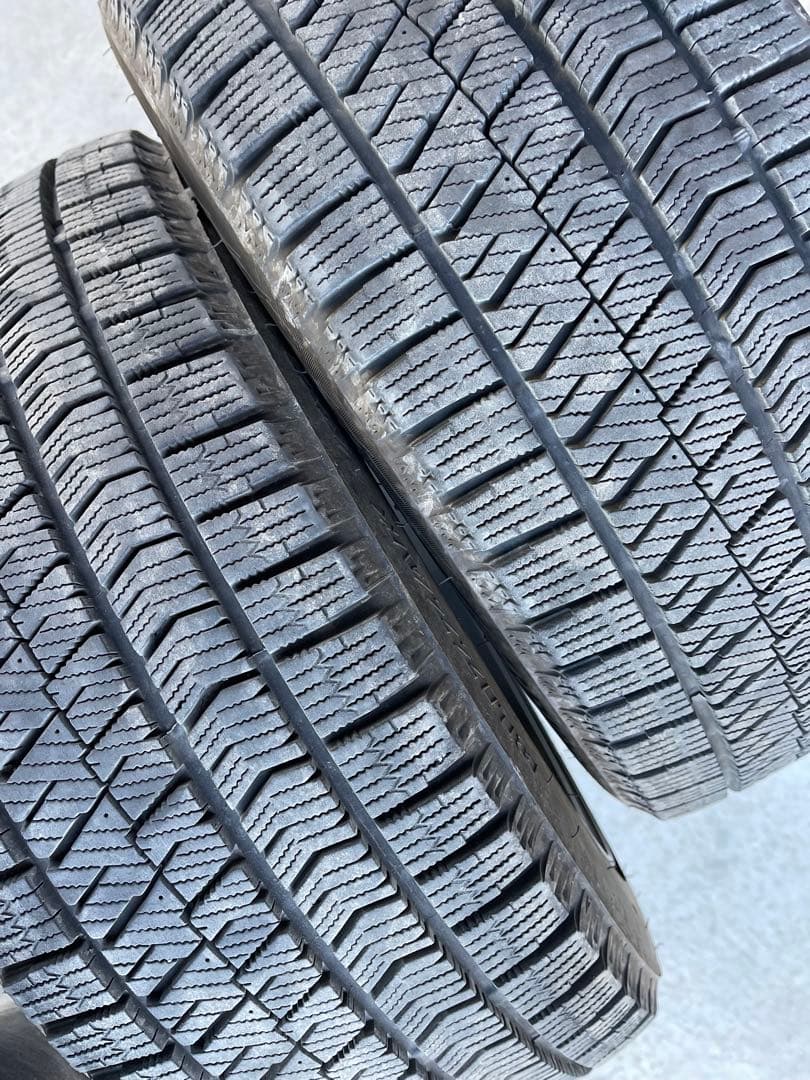 ブリヂストン　スタッドレス　カローラツーリング純正アルミホイール