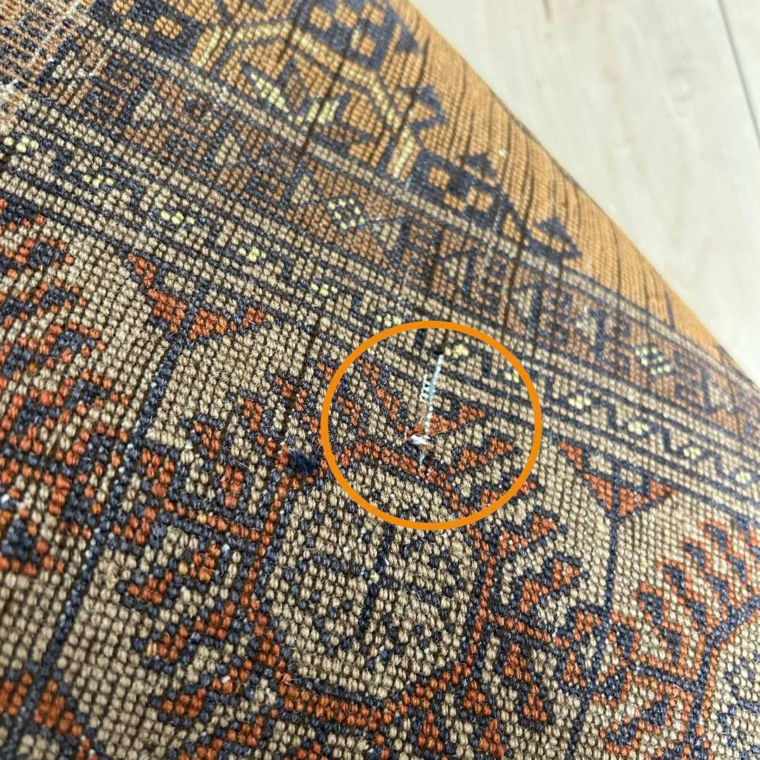 ペルシャ絨毯　トルクメン産　ヴィンテージラグ　トライバルラグ　190x114㎝