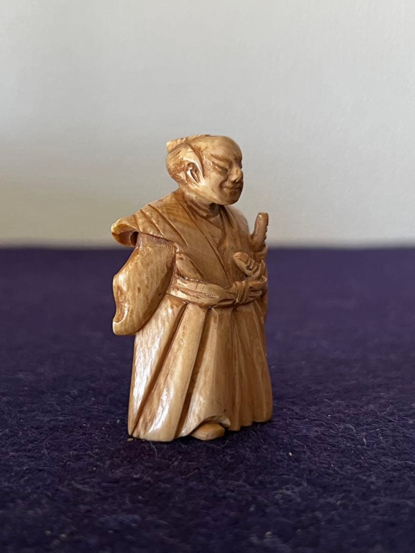 極上　根付 人物　武士　重さ:27g H8-14