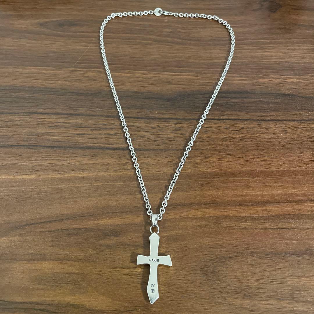 GARNI ガルニ シルバー クロスネックレス