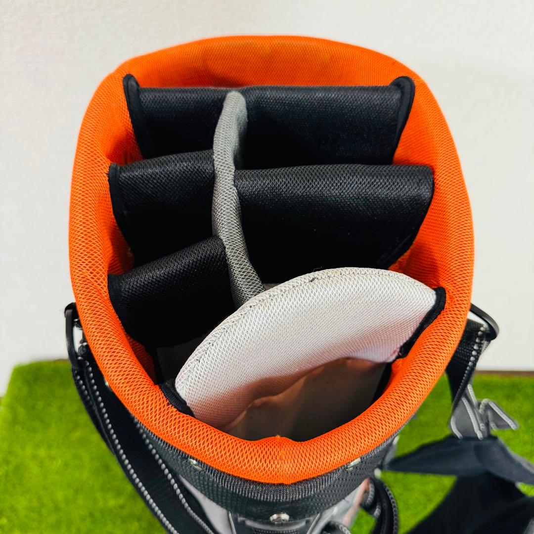 TaylorMade スタンドキャディバッグ ボールマーカー型付き