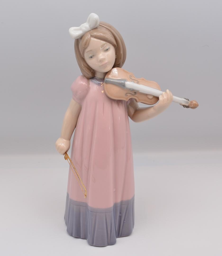 初めてのソロ　＃1034　★NAO・リヤドロ　スペイン　ポーセリン　ご成約済み