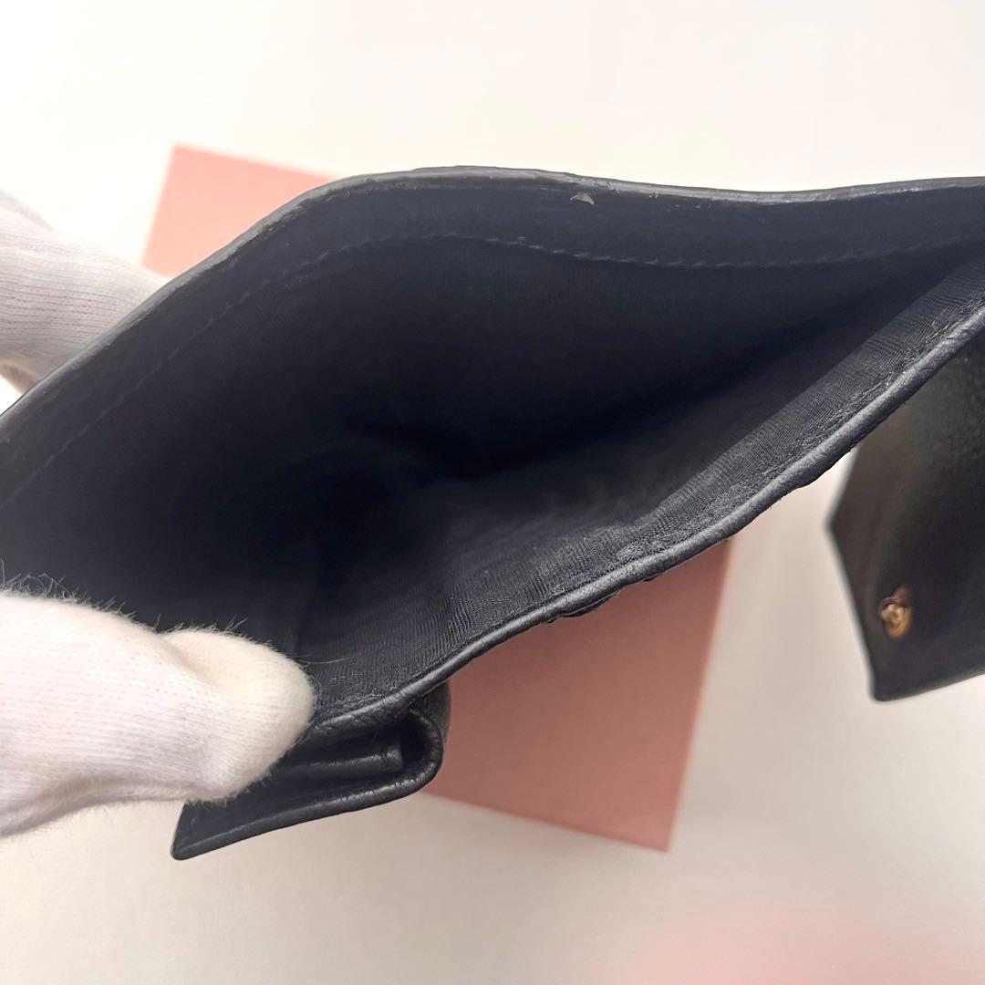 miu miu ミュウミュウ ロゴ ブラック レザー 二つ折り財布　0127-②