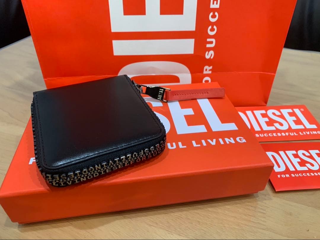 Chicaaaco　DIESEL ブラック 二つ折り財布　新品未使用