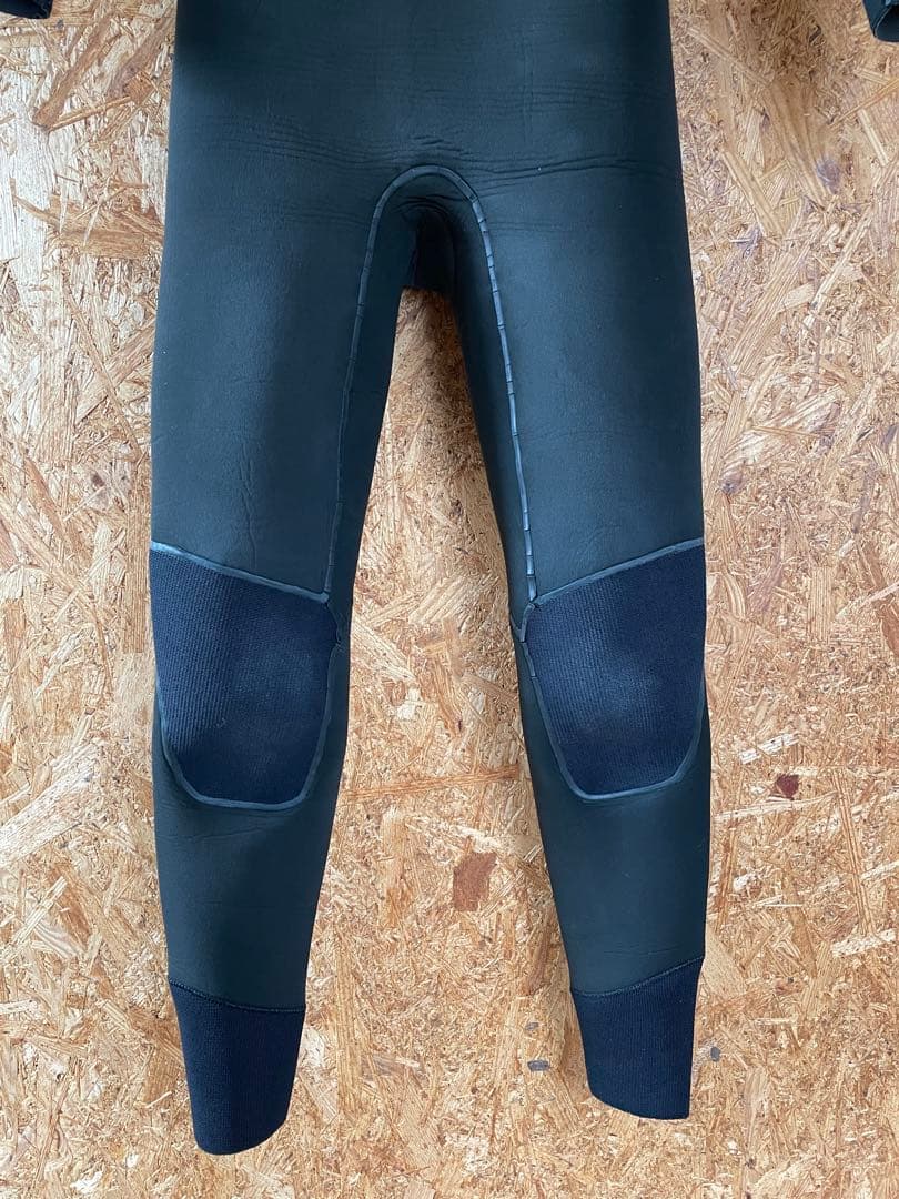 patagonia メンズMS・R2 ・フロントジップ・フルスーツ