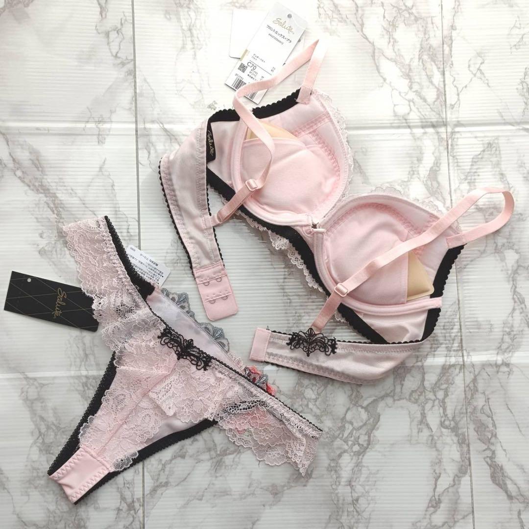 ☆お値下げ中☆Wacoalワコール サルート ブラジャー ショーツ C70/M