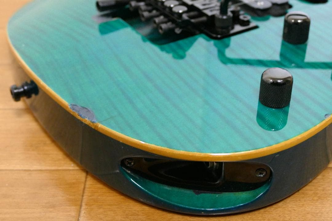 エドワーズ製エレキギター　E-CY-128DT（D-TUNA搭載）【ジャンク品】