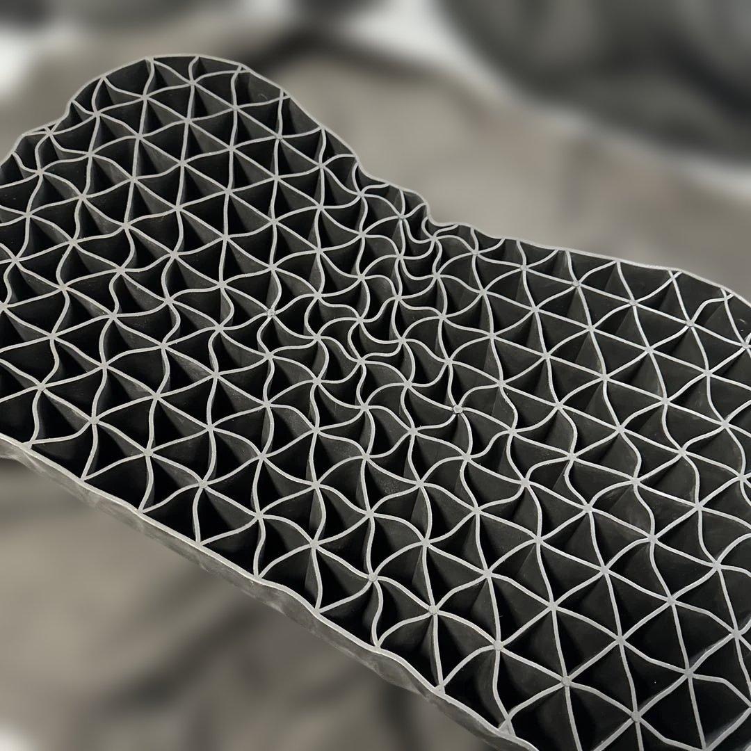 ヒツジのいらない枕　-極柔- ブラックレーベルカバー付き