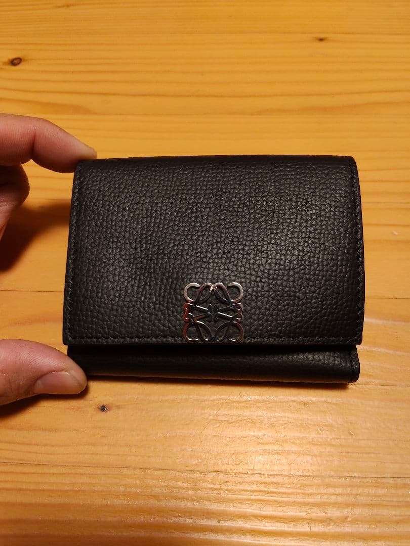 LOEWE　ロエベ　三つ折り財布