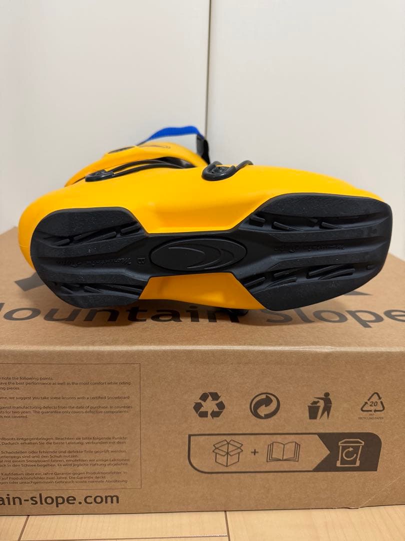 【美品】Mountain Slope 100ST 2025-2026 Bシェル