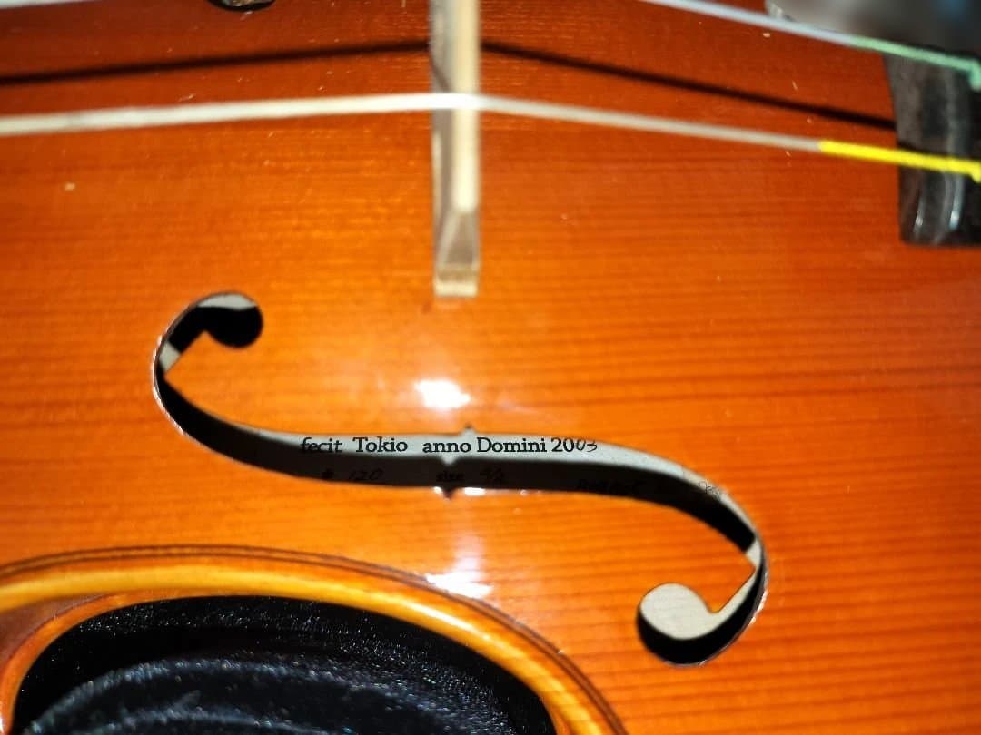 バイオリン 4/4　ピグマリウス　弓　小物　ケース付き