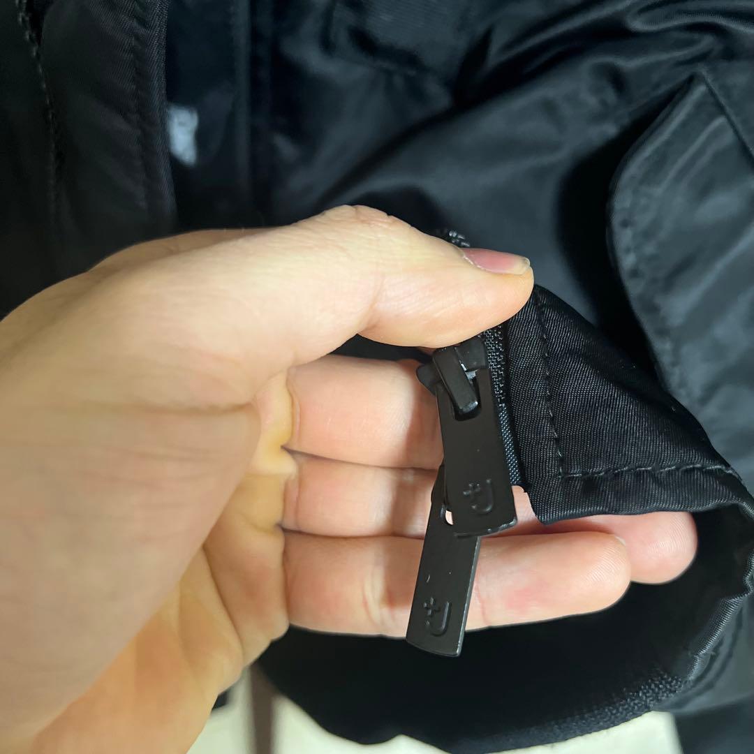 UNIQLO +J MA-1スタイル ブラックジャケット