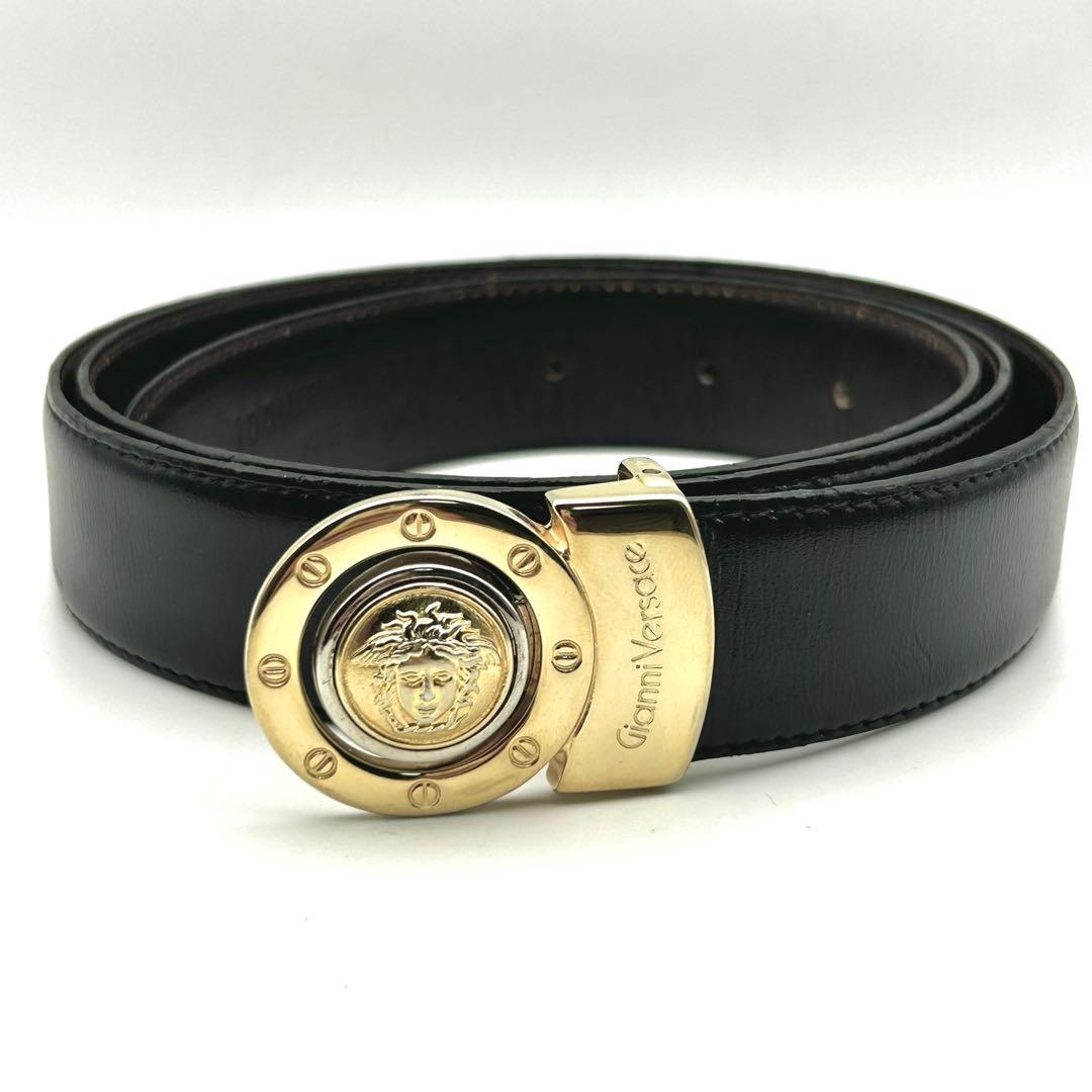 【美品】ジャンニ・ヴェルサーチ バックル ベルト ブラック レザー