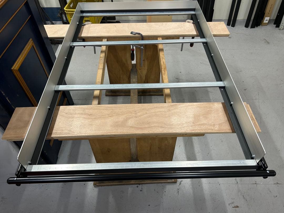 もりきみ打合せページ ハイエーススライドフロア ブラックレール、ポール