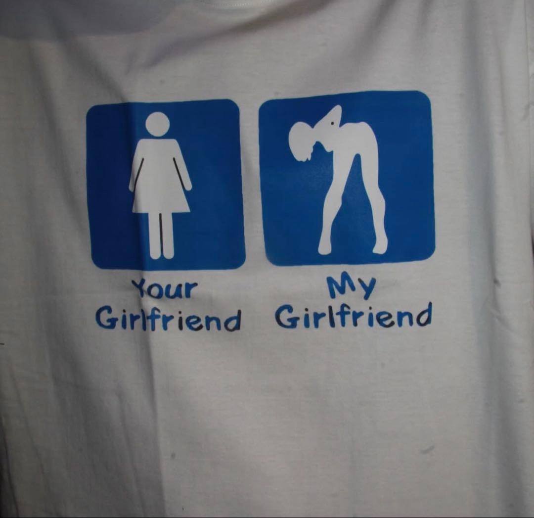 Your Girlfriend My Girlfriend Tシャツ
