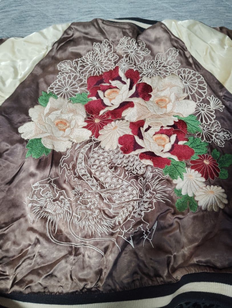 時遊　百花繚乱　刺繍スカジャン リバーシブル　金色・ブラウン　龍と花　昇鯉と桜