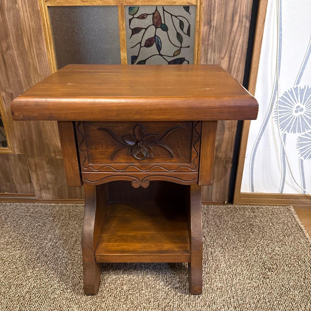 アンティーク　木彫り　棚　キャビネット　花台