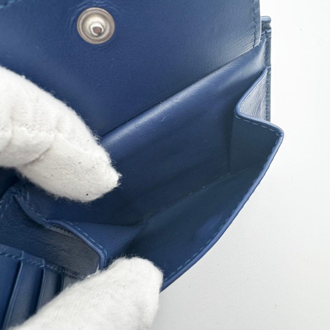 極美品✨RFID ボッテガヴェネタ　二つ折り財布　マキシイントレ　ネイビー